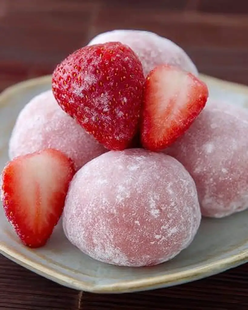 Easy Strawberry Mochi Recipe