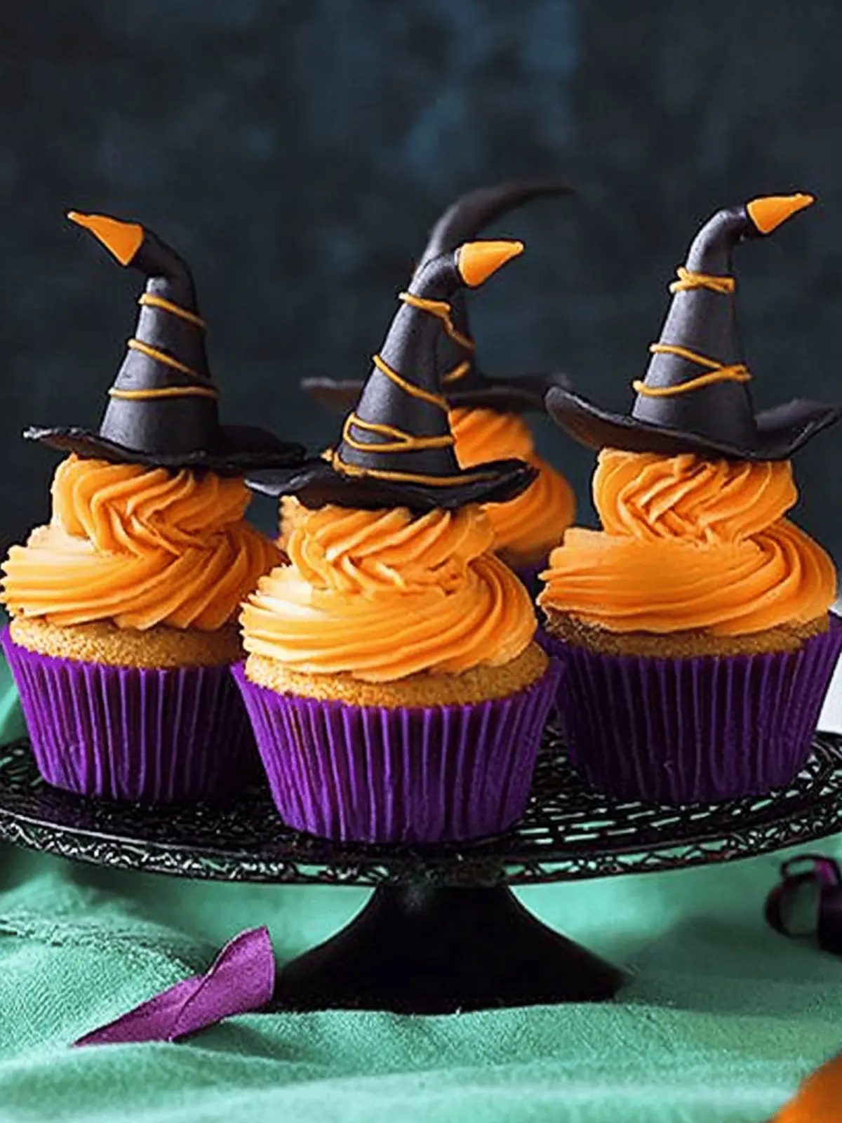 Witch Hat Cupcakes