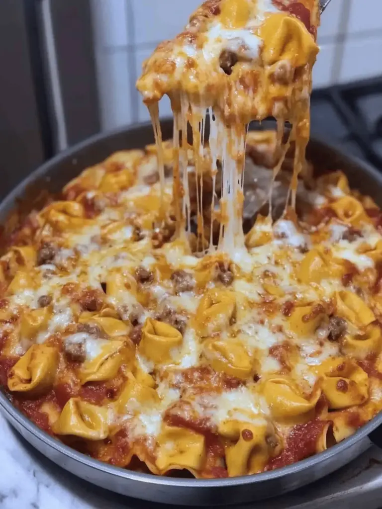 Cheesy Pizza Tortellini