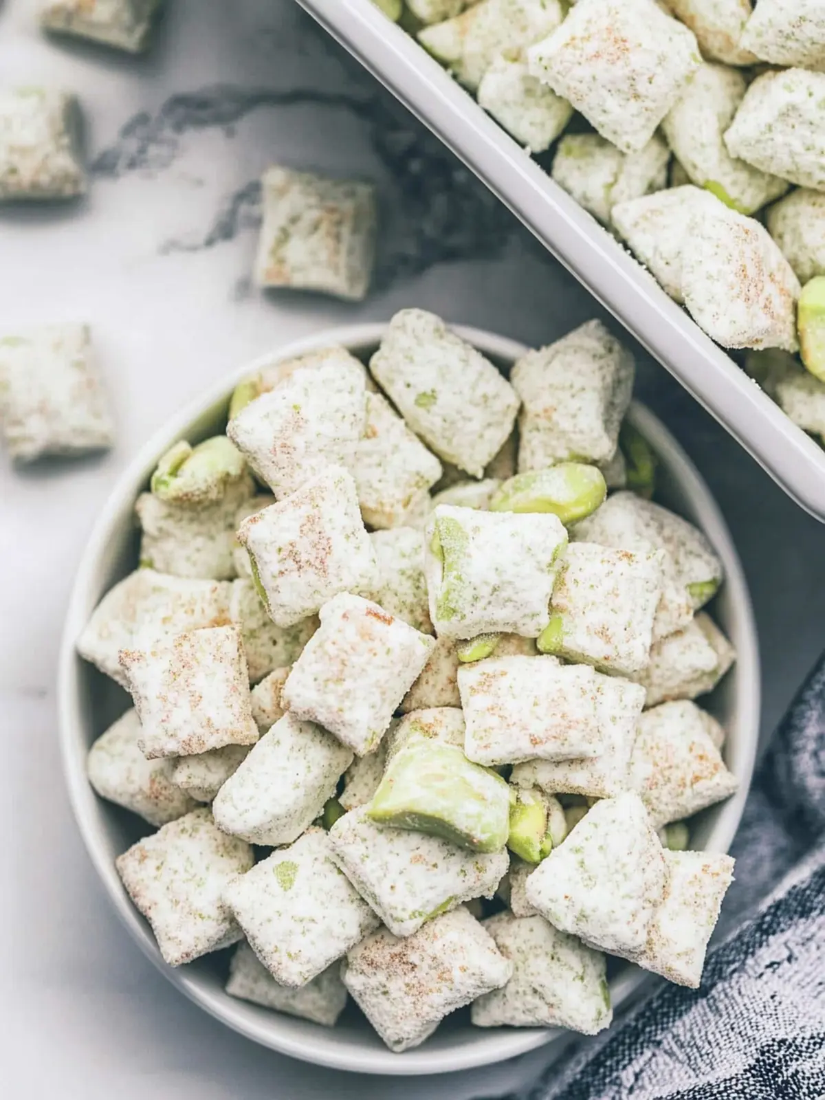 Pistachio Puppy Chow: Sweet Crunch for Festive Gatherings 5 Pistachio Puppy Chow